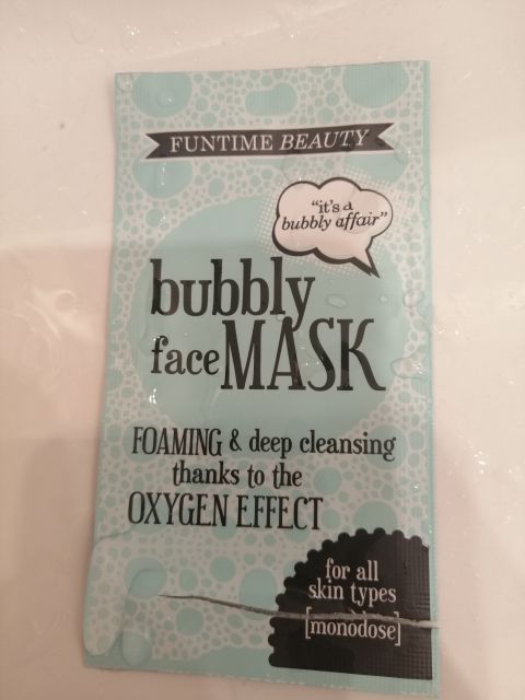 akcja denkowanie! grudzień - kosmetyki w świątecznych opakowaniach i świątecznych kolorach 🎄❄️⛄🎀🎁🎅