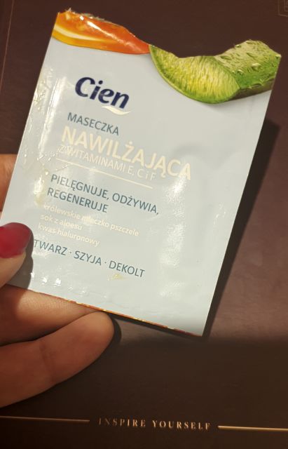 akcja denkowanie! grudzień - kosmetyki w świątecznych opakowaniach i świątecznych kolorach 🎄❄️⛄🎀🎁🎅