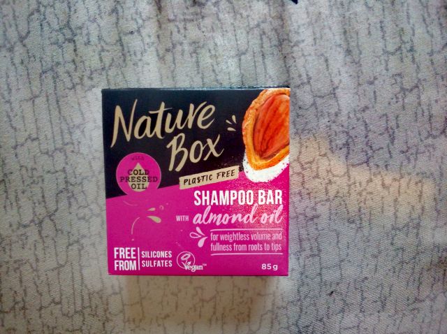 Nature Box Szampon do włosów w kostce, Almond Oil