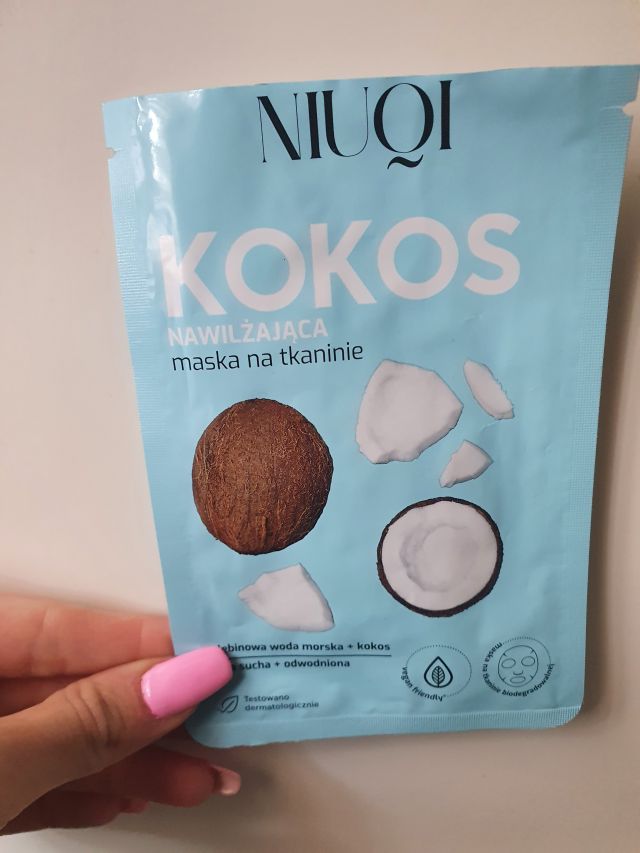 akcja denkowanie! grudzień - kosmetyki w świątecznych opakowaniach i świątecznych kolorach 🎄❄️⛄🎀🎁🎅