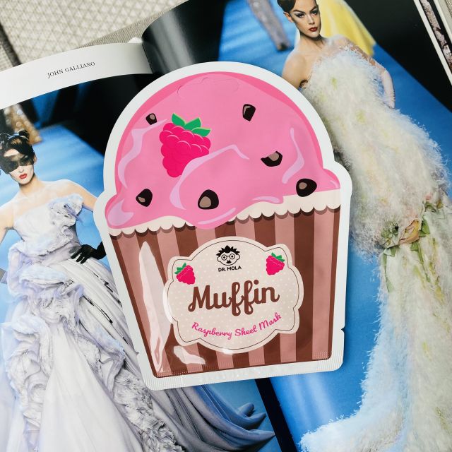 Dr. Mola Maska do twarzy w płacie, Raspberry Muffin, Rewitalizująco-nawilżająca
