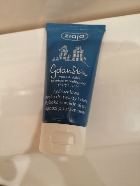 akcja denkowanie! grudzień - kosmetyki w świątecznych opakowaniach i świątecznych kolorach 🎄❄️⛄🎀🎁🎅