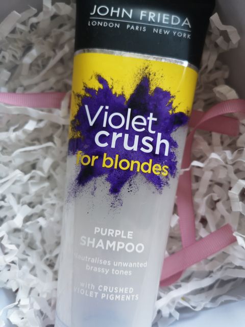 John Frieda Purple szampon, Fioletowy szampon do włosów blond