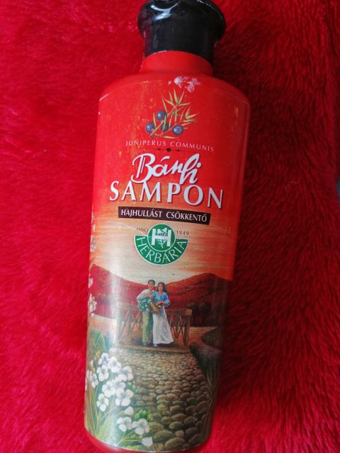Banfi Szampon z alkoholowym wyciągiem z ziół