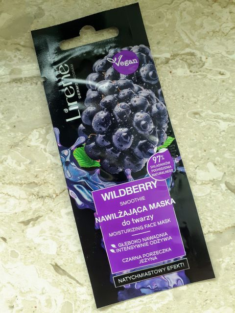 Lirene Smoothie Wildberry, Maseczka do twarzy, Nawilżająca, Czarna porzeczka & jeżyna 