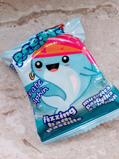 Marba Cosmetics  Pastylka do kąpieli, Ocean Friends, Musująca, Pirate Dolphin
