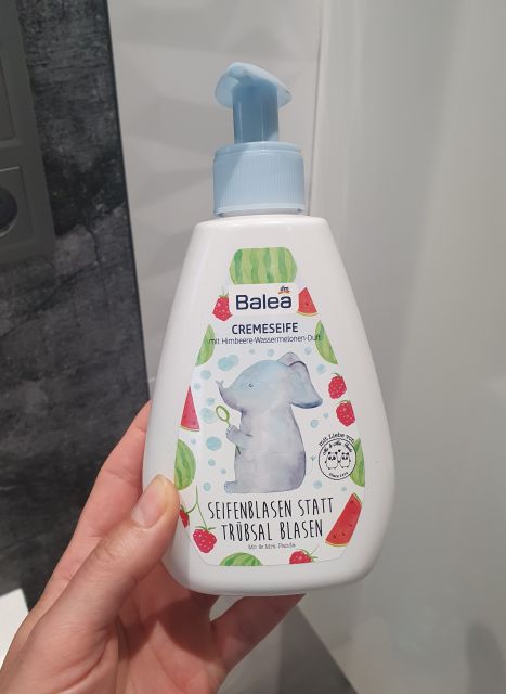 akcja denkowanie! grudzień - kosmetyki w świątecznych opakowaniach i świątecznych kolorach 🎄❄️⛄🎀🎁🎅