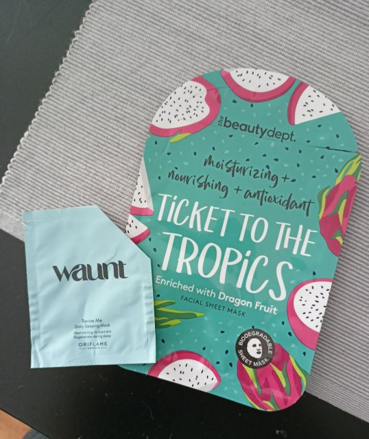 akcja denkowanie! grudzień - kosmetyki w świątecznych opakowaniach i świątecznych kolorach 🎄❄️⛄🎀🎁🎅