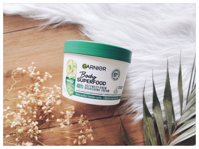 Garnier Body SuperFood Avocado, odżywczy krem do skóry suchej i bardzo suchej