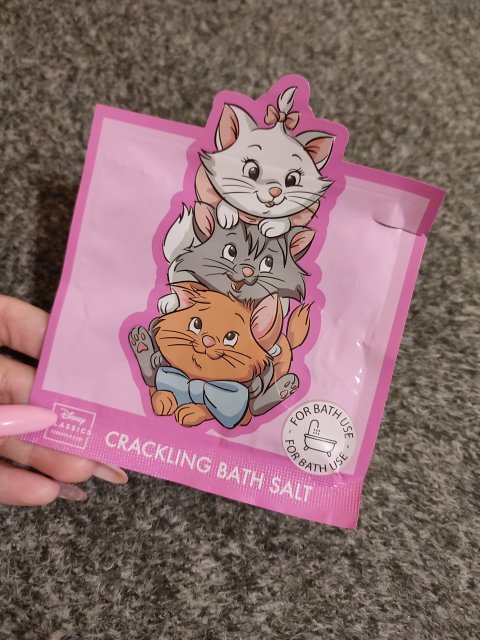 akcja denkowanie! grudzień - kosmetyki w świątecznych opakowaniach i świątecznych kolorach 🎄❄️⛄🎀🎁🎅