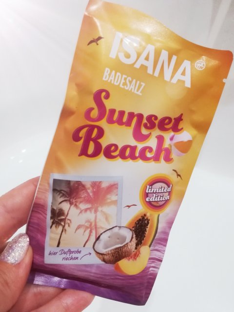 Isana Sól do kąpieli, Sunset Beach