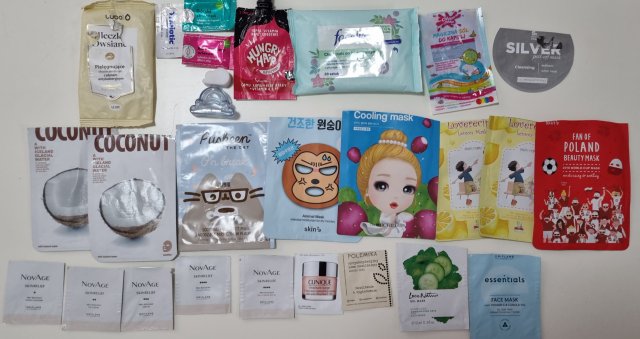 akcja denkowanie! grudzień - kosmetyki w świątecznych opakowaniach i świątecznych kolorach 🎄❄️⛄🎀🎁🎅