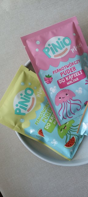 Pinio Magic, Pianotwórczy puder do kąpieli, Malina 
