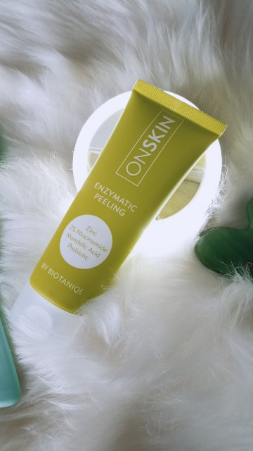 Biotaniqe Onskin, Peeling do twarzy, Enzymatyczny