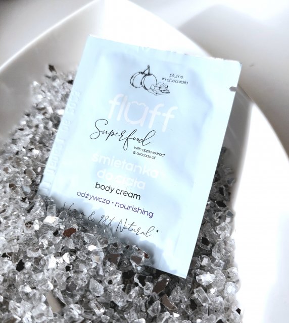 Fluff Superfood, Śmietanka do ciała, Odżywcza, Śliwki w czekoladzie 