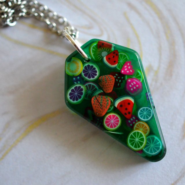 Biżuteria z owocami