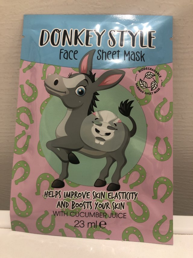 akcja denkowanie! grudzień - kosmetyki w świątecznych opakowaniach i świątecznych kolorach 🎄❄️⛄🎀🎁🎅