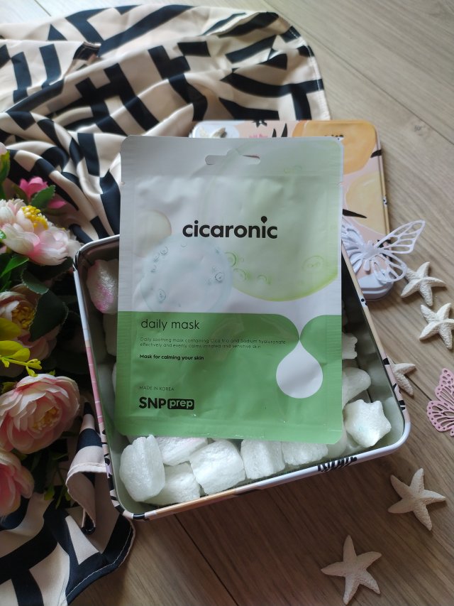 Cicaronic maska e płacie 