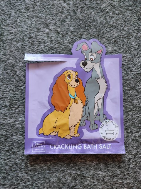 akcja denkowanie! grudzień - kosmetyki w świątecznych opakowaniach i świątecznych kolorach 🎄❄️⛄🎀🎁🎅