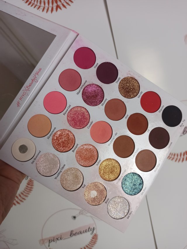 MIYO Paleta cieni do powiek, Beautyvtricks, Insta Glow, Wedding Vibes 