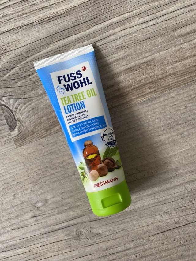 Balsam do stóp z olejkiem z drzewa herbacianego - FUSS WOHL