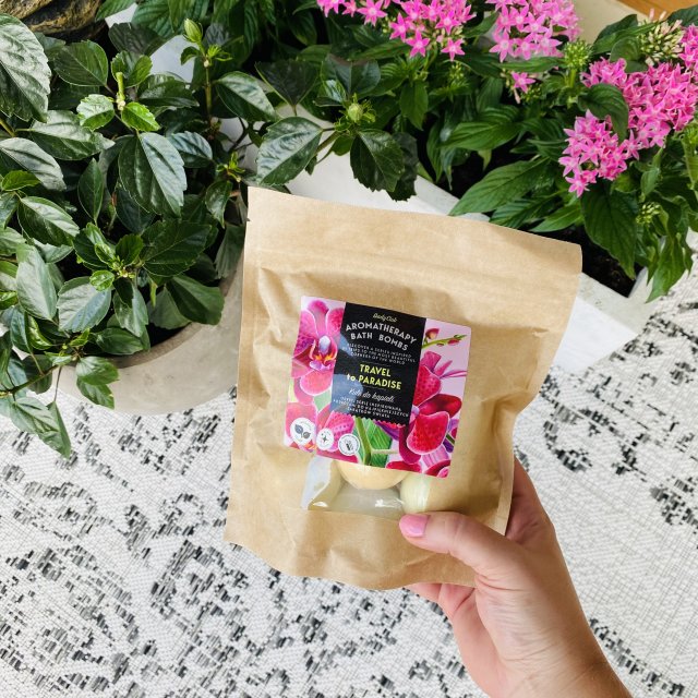 Body Club Kule do kąpieli, Travel to Paradise