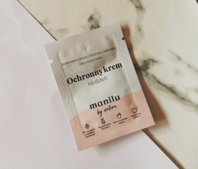 manilu Krem do twarzy, Ochronny, Na dzień, Bioferment z aceroli, ekstrakt z miłorzębu i olej z nasion malin