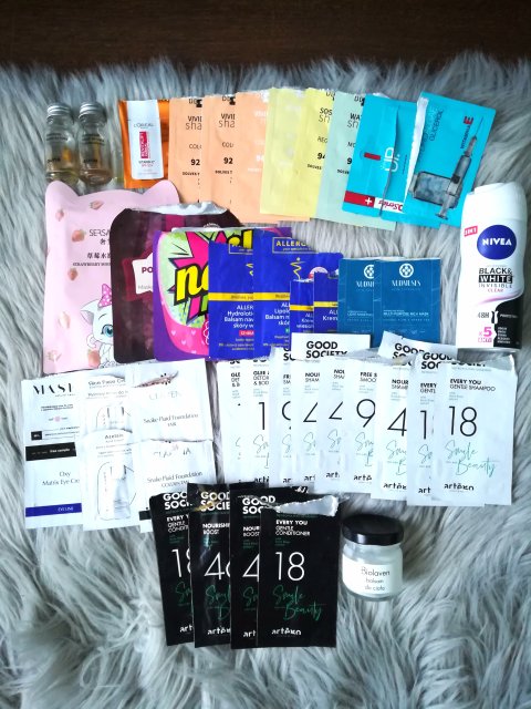 akcja denkowanie! grudzień - kosmetyki w świątecznych opakowaniach i świątecznych kolorach 🎄❄️⛄🎀🎁🎅