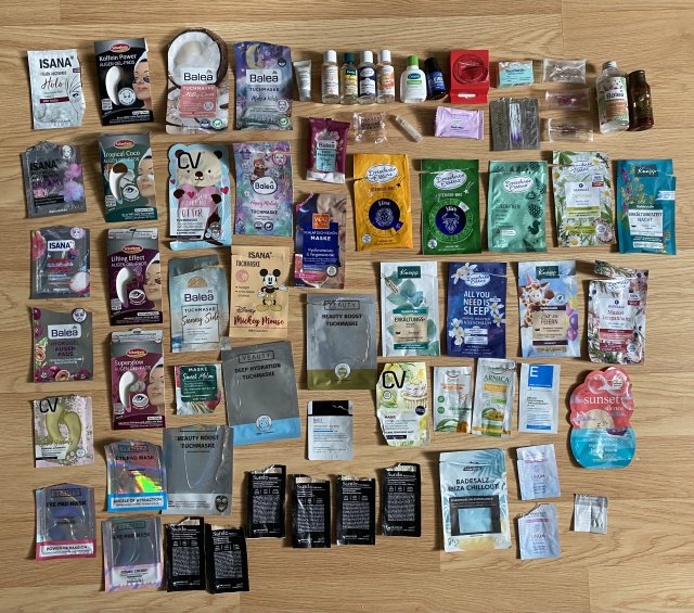 akcja denkowanie! grudzień - kosmetyki w świątecznych opakowaniach i świątecznych kolorach 🎄❄️⛄🎀🎁🎅