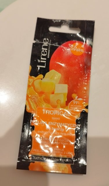 akcja denkowanie! grudzień - kosmetyki w świątecznych opakowaniach i świątecznych kolorach 🎄❄️⛄🎀🎁🎅