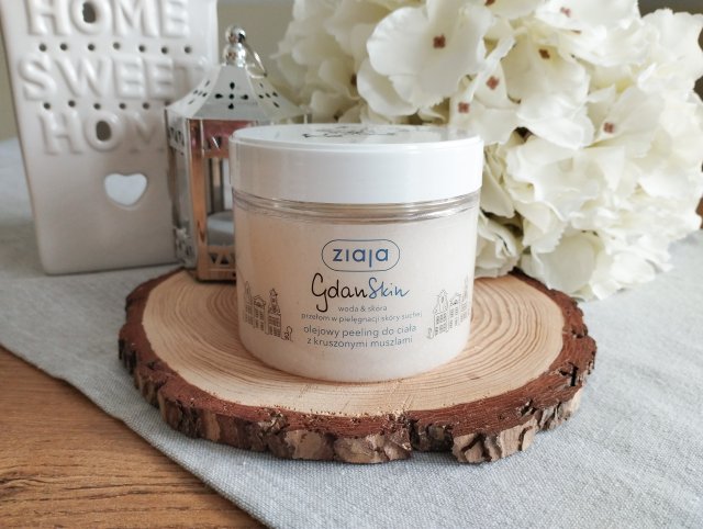 Ziaja GdanSkin, Woda & Skóra, Peeling do ciała, Olejowy, Z kruszonymi muszlami