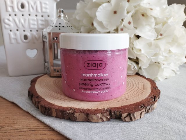Ziaja Pielęgnacyjny Przysmak, Marshmallow, Peeling do ciała cukrowy, Karmelizowany, Truskawkowy puch