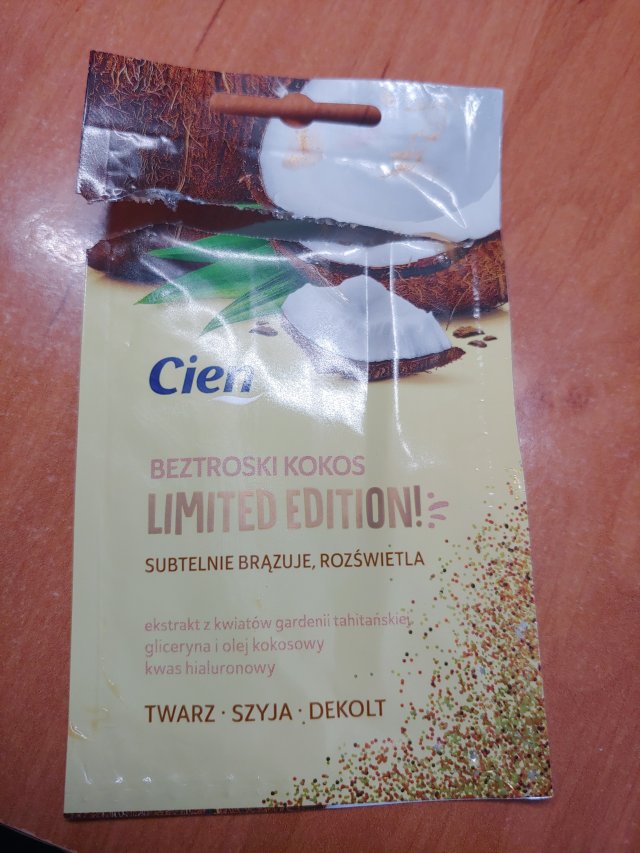 akcja denkowanie! grudzień - kosmetyki w świątecznych opakowaniach i świątecznych kolorach 🎄❄️⛄🎀🎁🎅