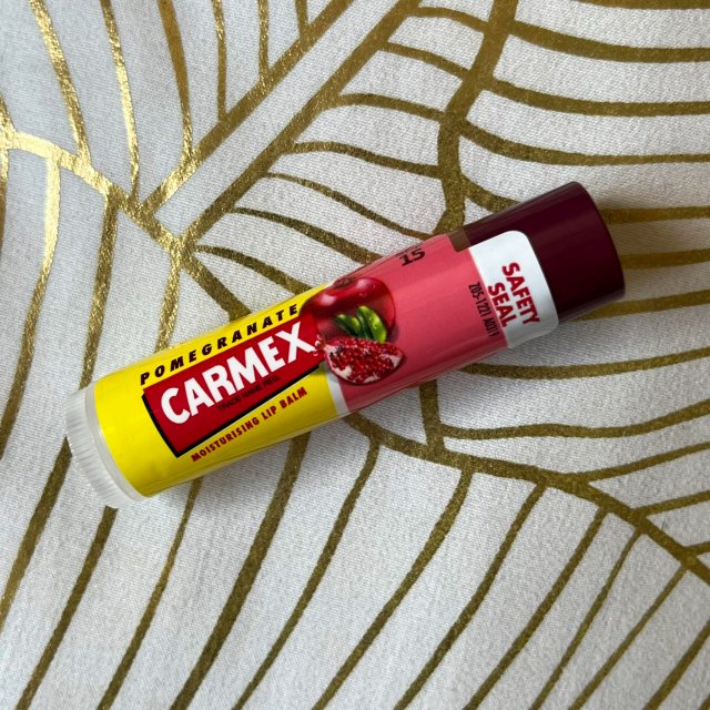 Carmex Balsam do ust w sztyfcie, Pomegranate