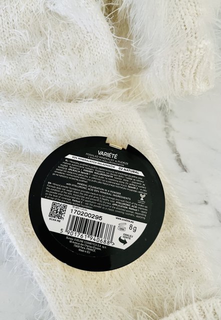 Puder eveline złoty 