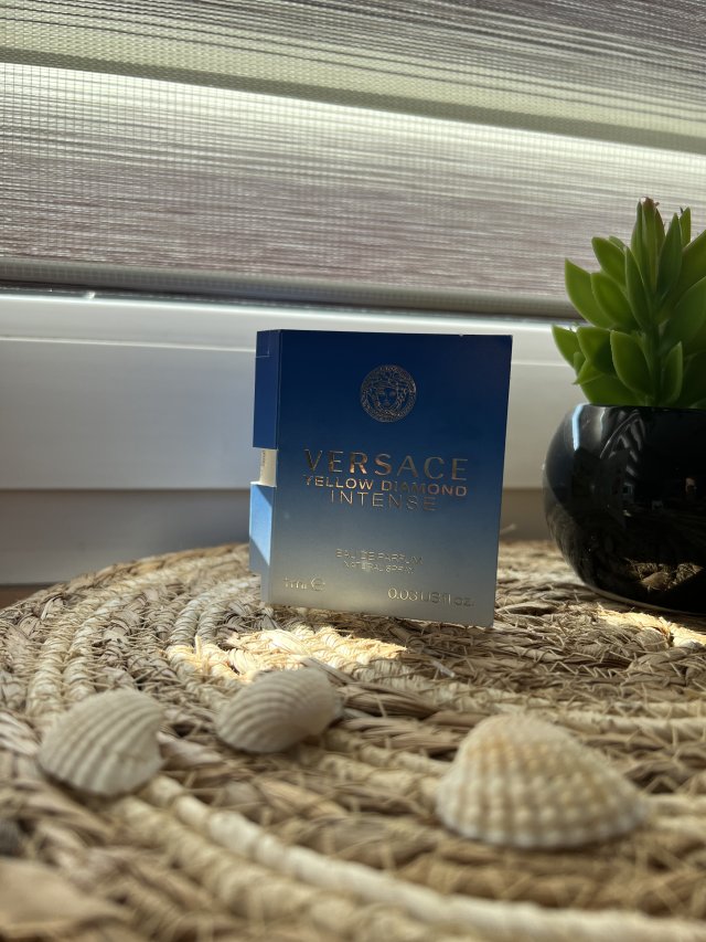Versace Woda perfumowana, Yellow Diamond Intense EDP