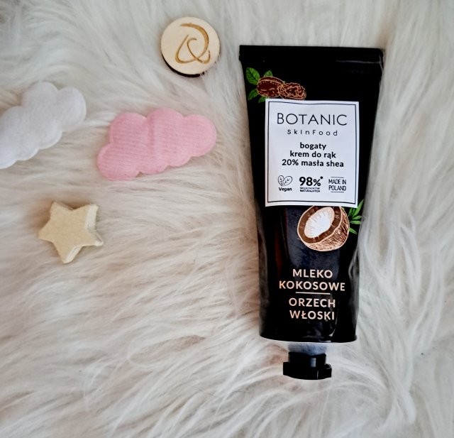 Botanic SkinFood Krem do rąk, Bogaty, Mleko kokosowe, orzech włoski, 20% masła Shea