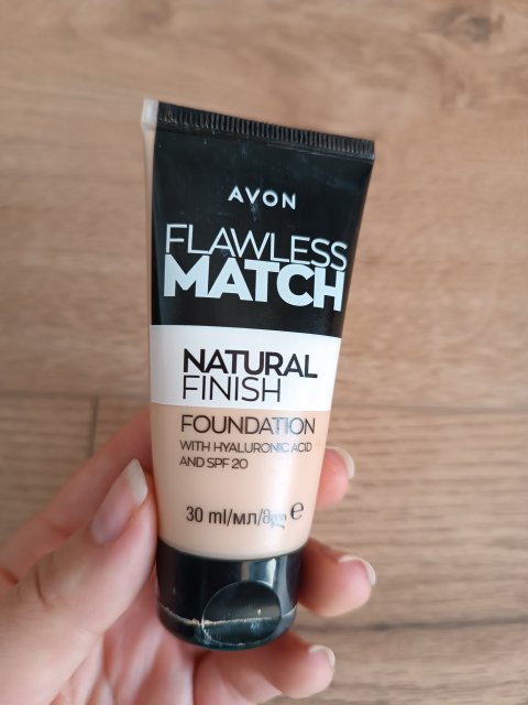 Avon Flawless Match Natural Finish, Podkład do twarzy, Dopasowujący się, nr 120N