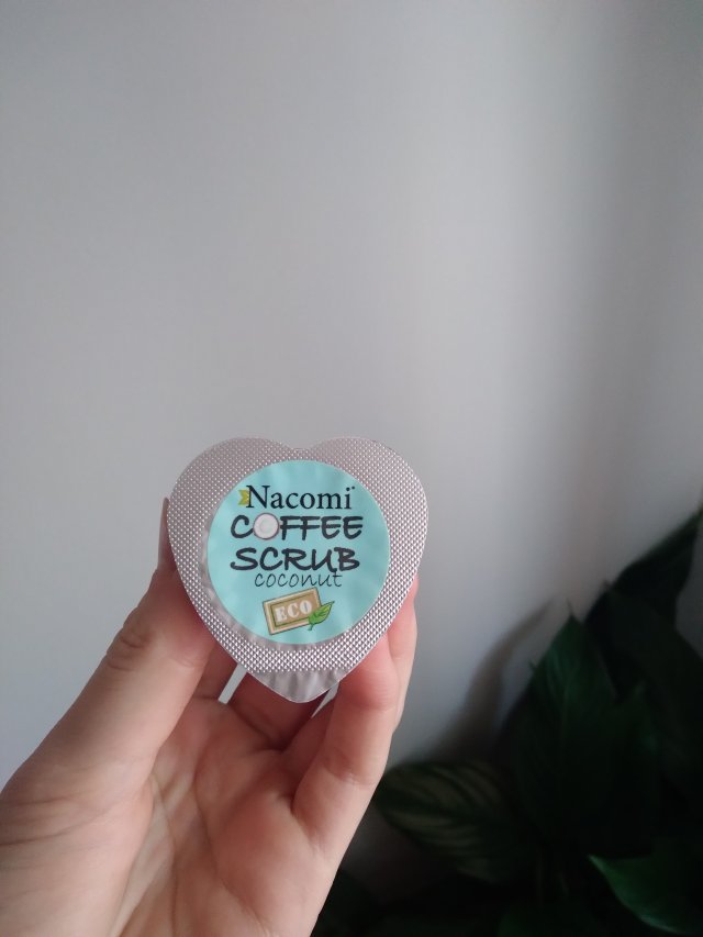 Nacomi Peeling do ciała, Coffee Scrub, Coconut 
