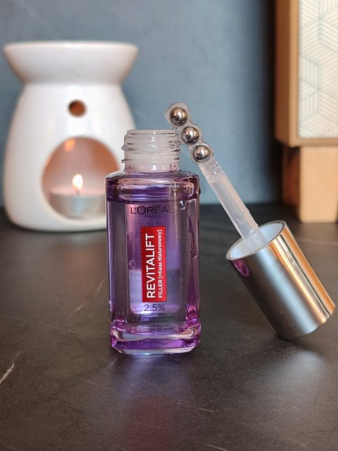 L'Oréal Revitalift Filler, Serum pod oczy, Kwas hialuronowy i kofeina, Zmniejsza cienie pod oczami i redukuje zmarszczki