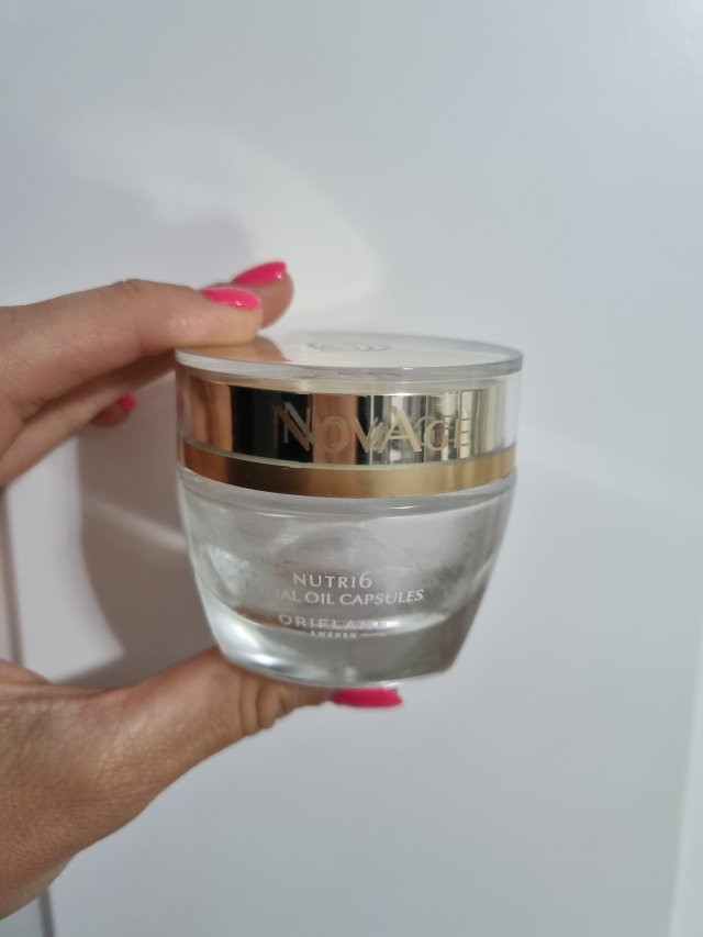 akcja denkowanie! grudzień - kosmetyki w świątecznych opakowaniach i świątecznych kolorach 🎄❄️⛄🎀🎁🎅