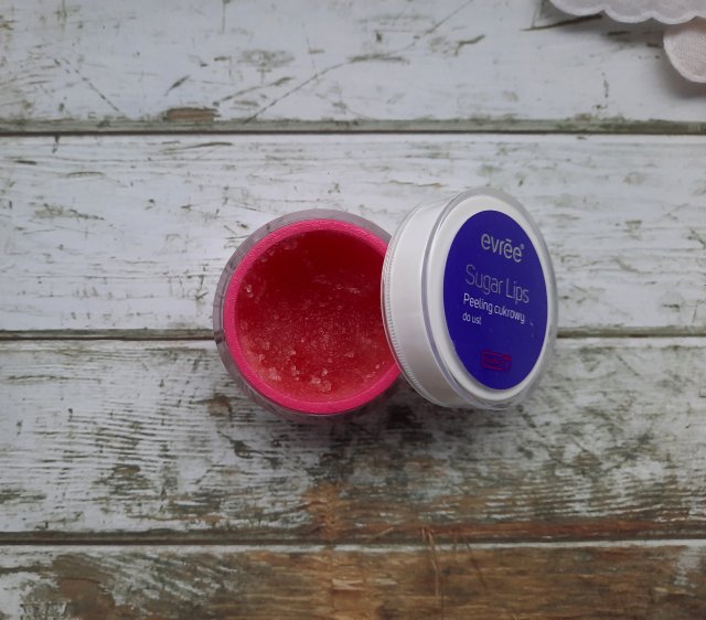 Evree Sugar Lips, Cukrowy peeling do ust, Poziomka