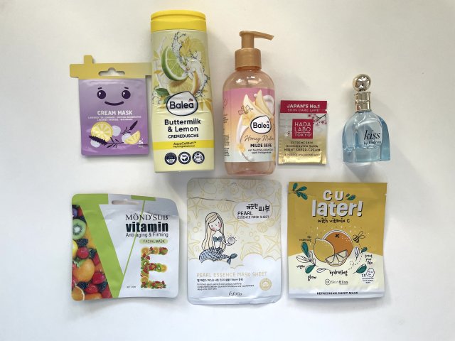 akcja denkowanie! grudzień - kosmetyki w świątecznych opakowaniach i świątecznych kolorach 🎄❄️⛄🎀🎁🎅