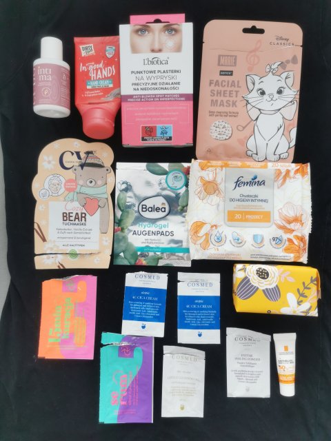 akcja denkowanie! grudzień - kosmetyki w świątecznych opakowaniach i świątecznych kolorach 🎄❄️⛄🎀🎁🎅