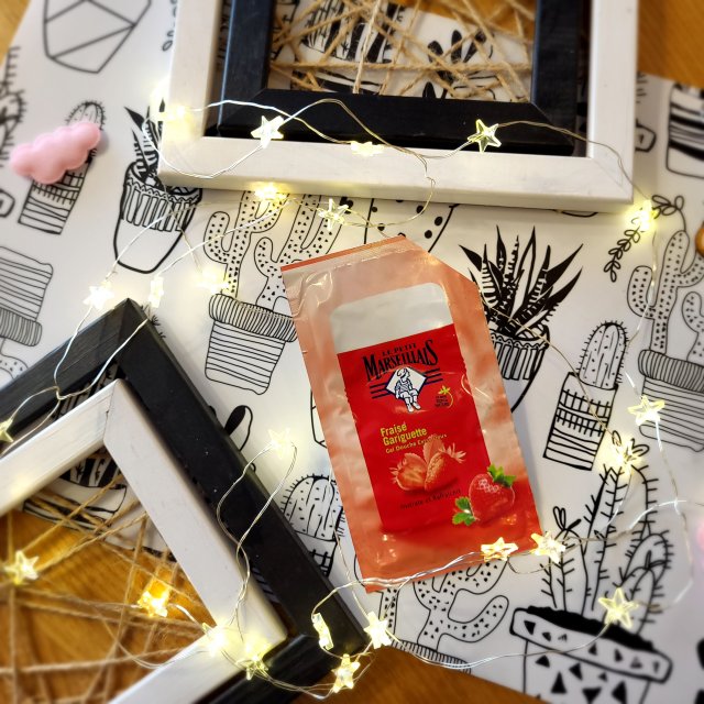 Le Petit Marseillais Żel pod prysznic, Truskawka