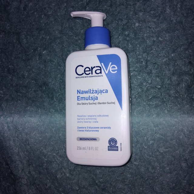 CeraVe Emulsja do skóry suchej i bardzo suchej, Nawilżająca, Bezzapachowa
