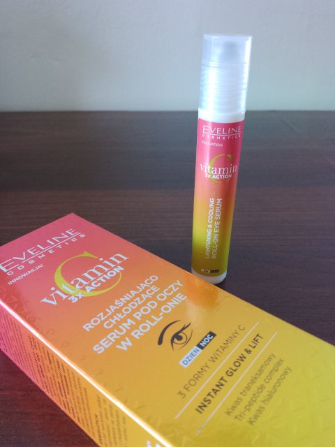 Eveline Vitamin C 3xAction, Serum pod oczy, Rozjaśniająco-chłodzące, Na dzień i na noc