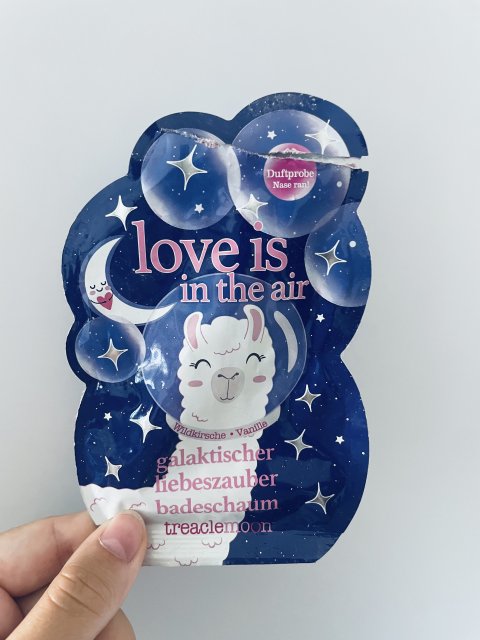 akcja denkowanie! grudzień - kosmetyki w świątecznych opakowaniach i świątecznych kolorach 🎄❄️⛄🎀🎁🎅