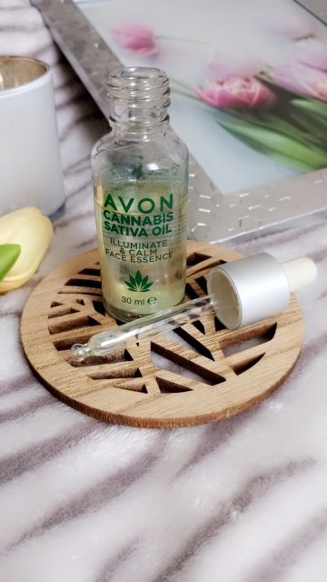Avon Cannabis Sativa Oil, Esencja do twarzy, Olej konopny