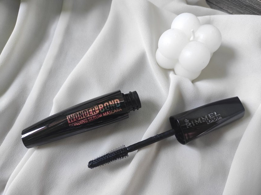 Tusz do rzęs RIMMEL Serum 